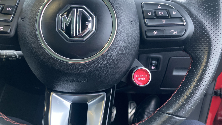 MG Hs 1.5 T-GDI Exclusive 5dr DCT Petrol Hatchback